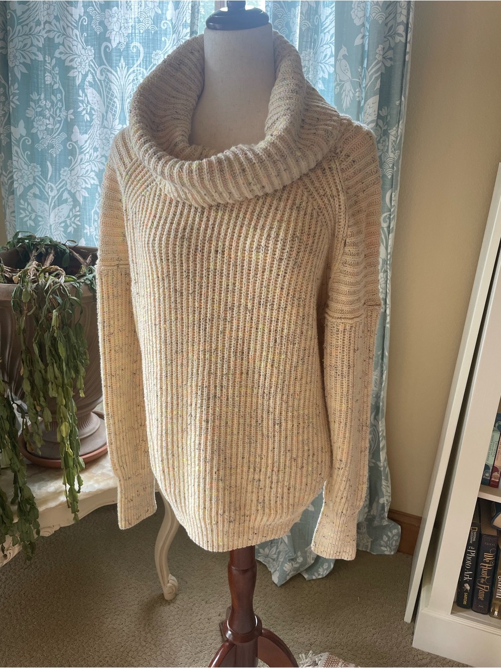 Free People chunky knit marled cream sweater